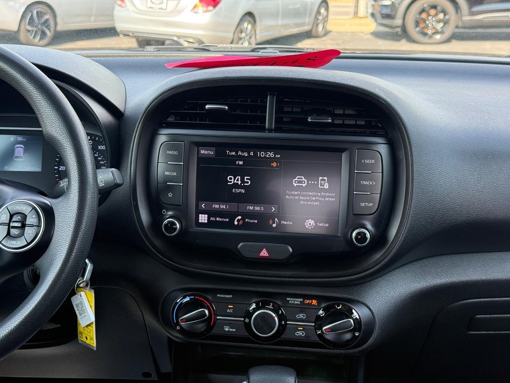 Kia Soul Vehicle Full-screen Gallery Image 09