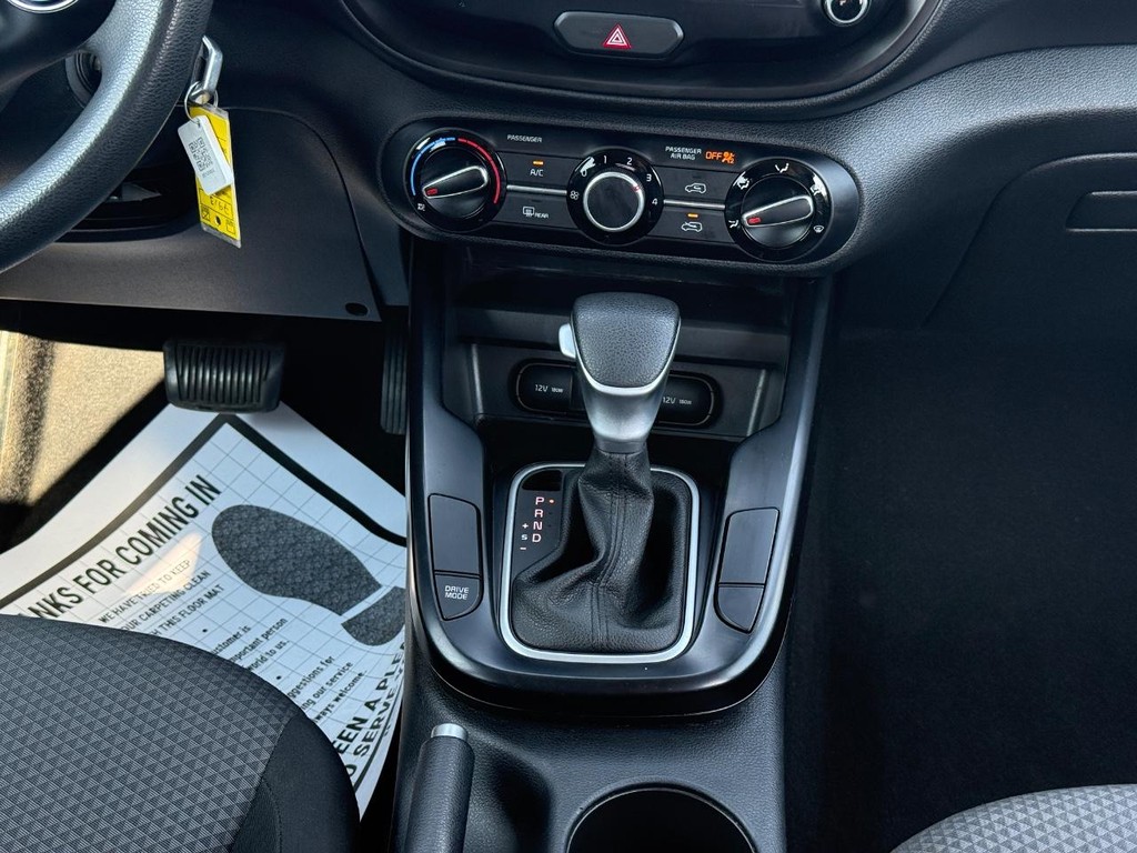 Kia Soul Vehicle Full-screen Gallery Image 10