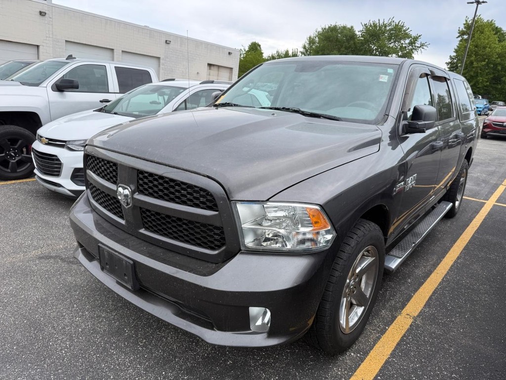 Ram 1500 Vehicle Full-screen Gallery Image 03