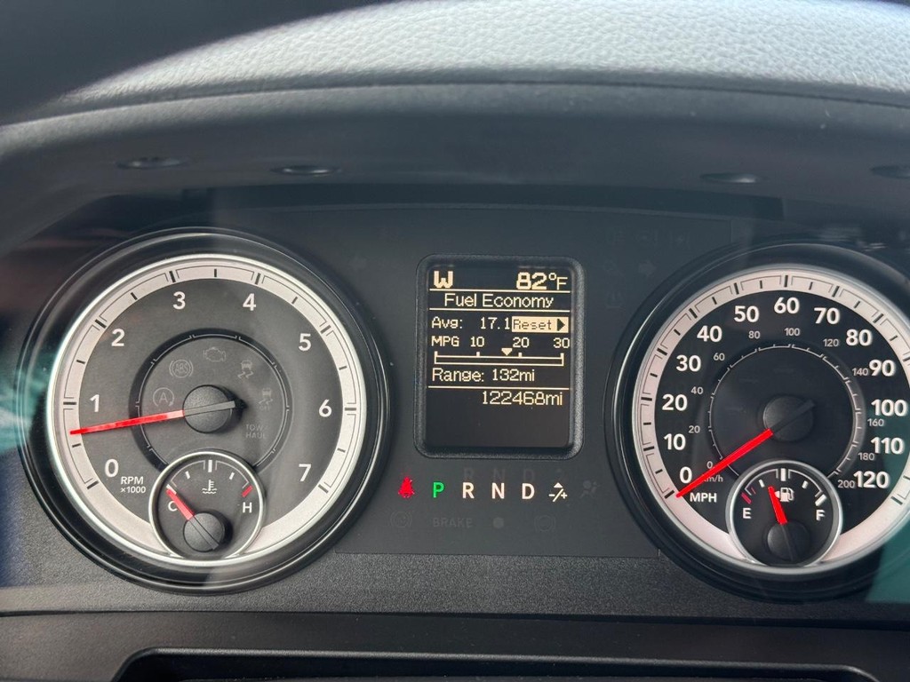 Ram 1500 Vehicle Full-screen Gallery Image 17