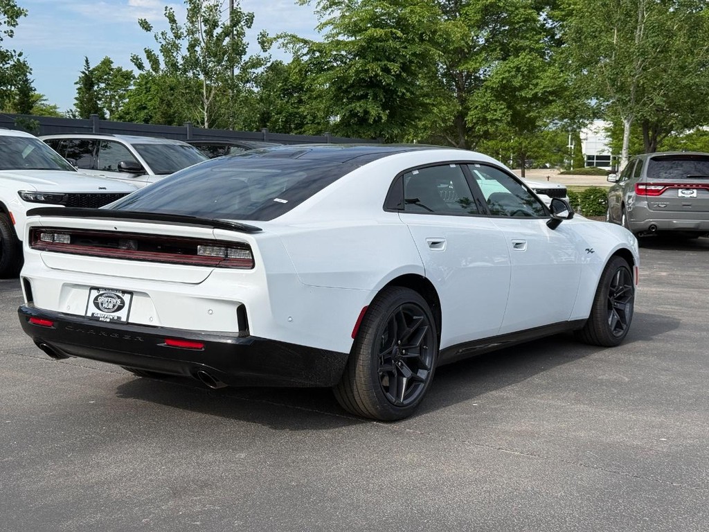 Dodge Charger Vehicle Full-screen Gallery Image 03
