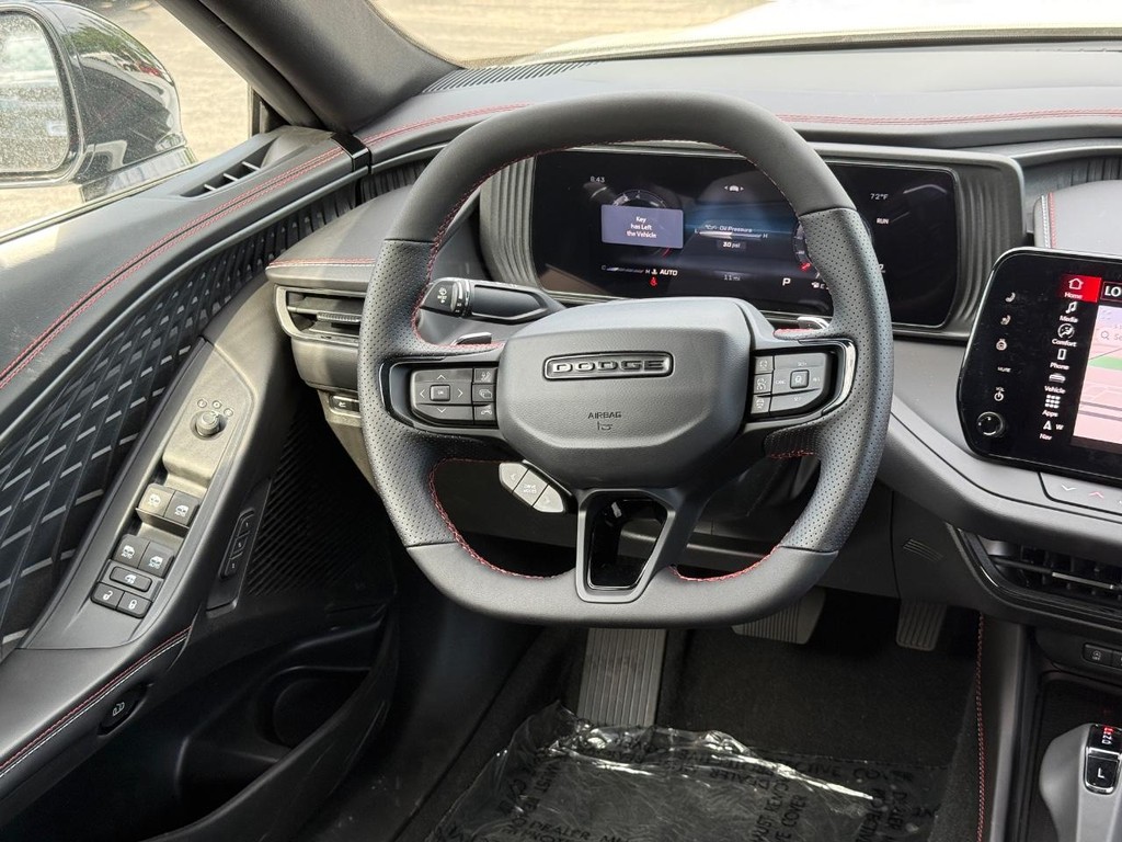 Dodge Charger Vehicle Full-screen Gallery Image 09