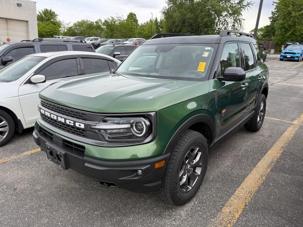 Ford Bronco Sport Vehicle Full-screen Gallery Image 02