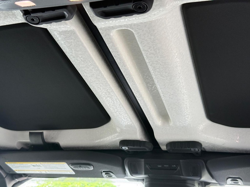Jeep Gladiator Vehicle Full-screen Gallery Image 11