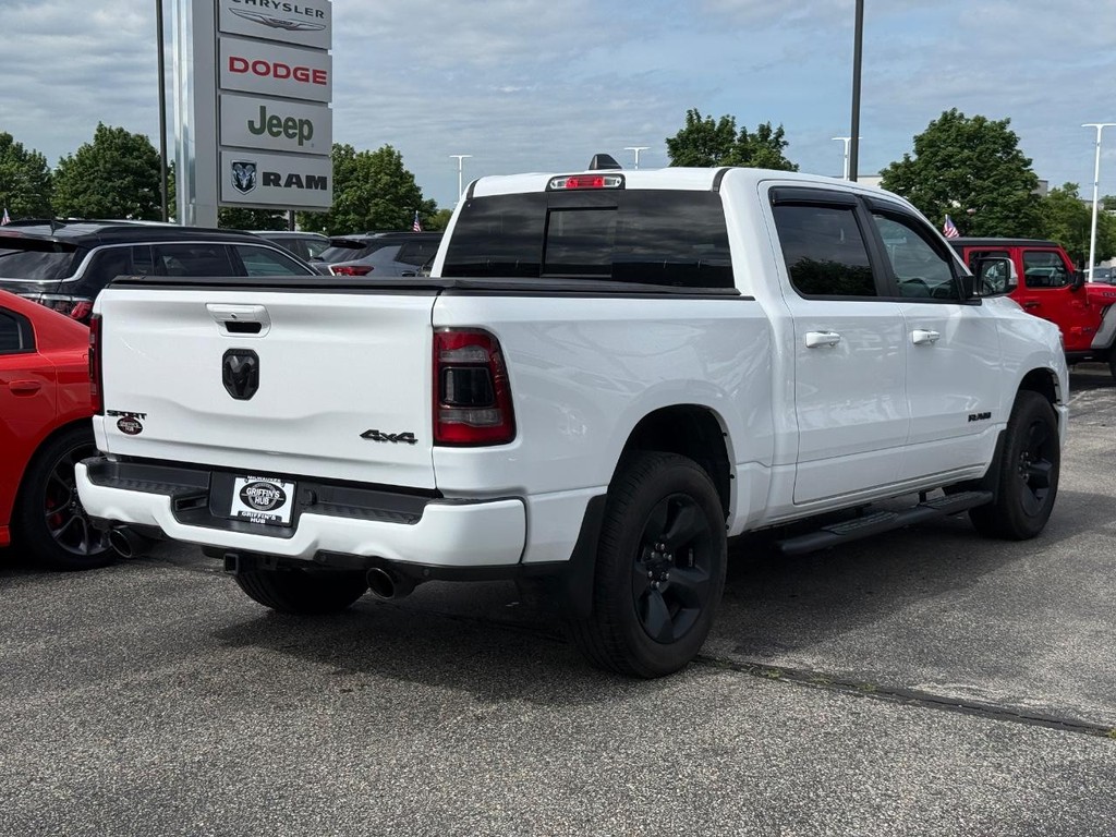 Ram 1500 Vehicle Full-screen Gallery Image 03