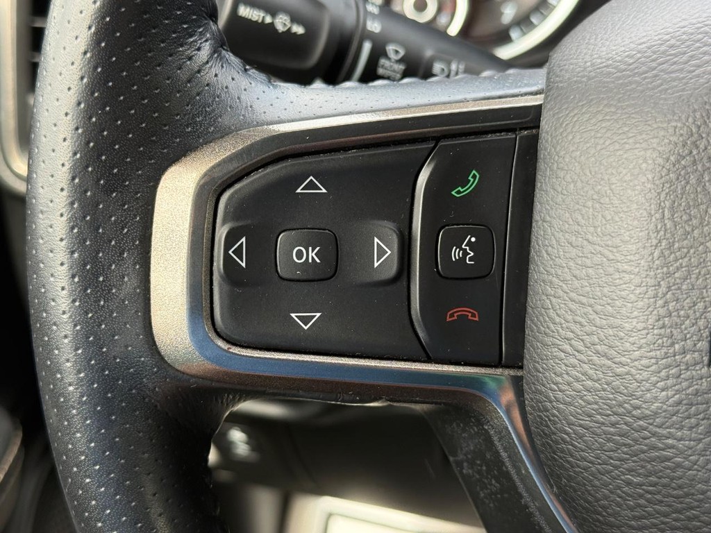 Ram 1500 Vehicle Full-screen Gallery Image 15