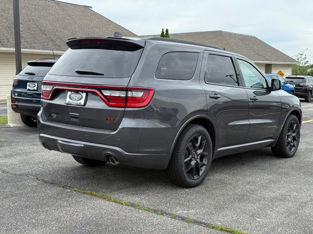 Dodge Durango Vehicle Full-screen Gallery Image 03