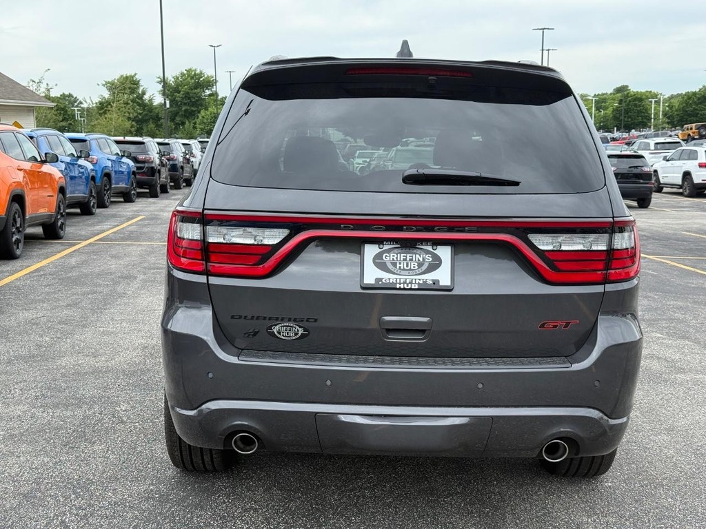 Dodge Durango Vehicle Full-screen Gallery Image 04