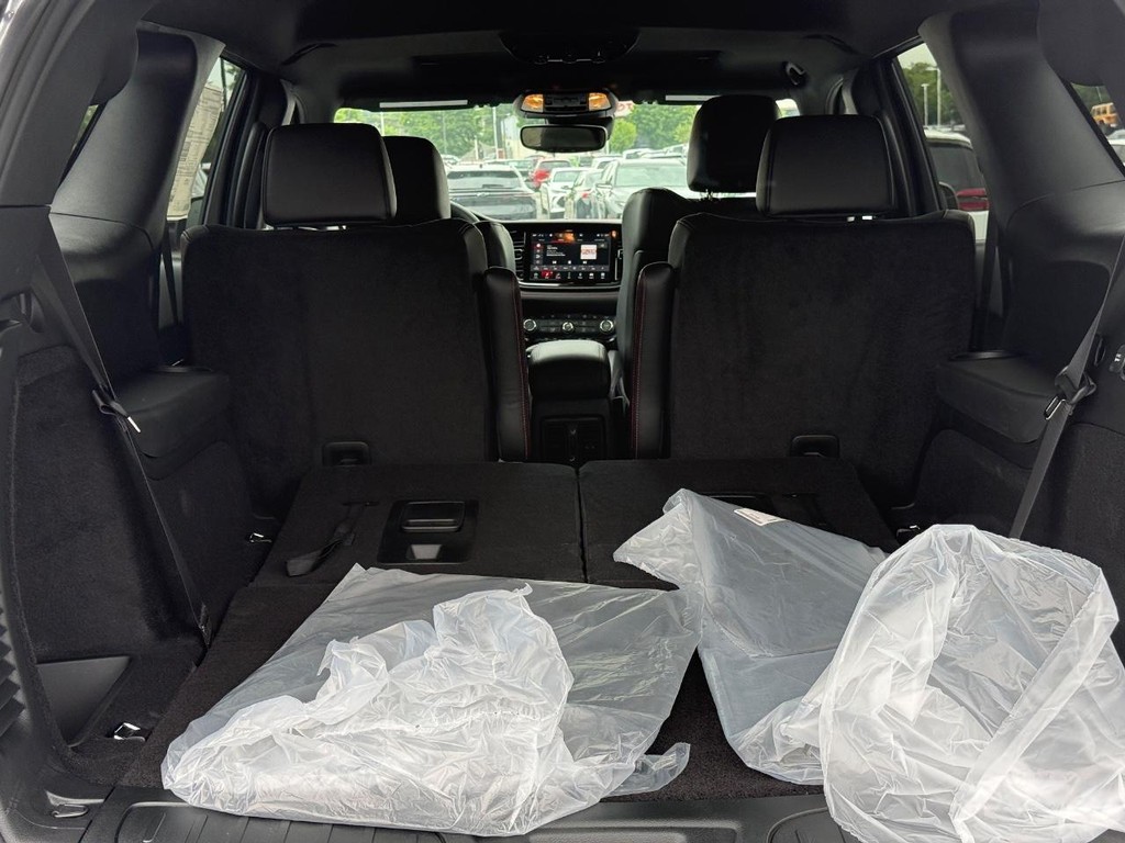 Dodge Durango Vehicle Full-screen Gallery Image 05