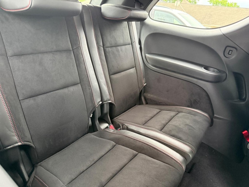Dodge Durango Vehicle Full-screen Gallery Image 08