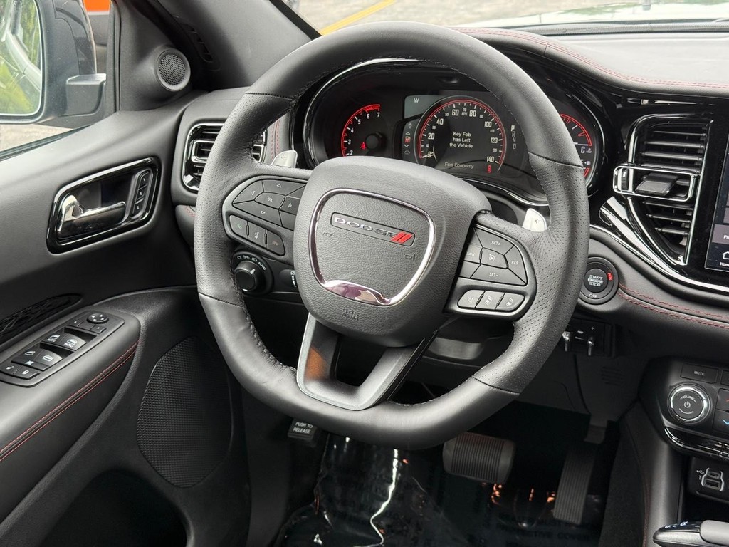 Dodge Durango Vehicle Full-screen Gallery Image 12