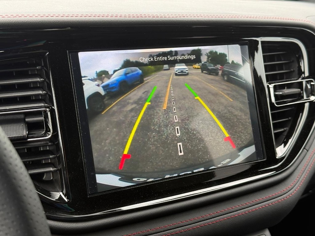 Dodge Durango Vehicle Full-screen Gallery Image 18