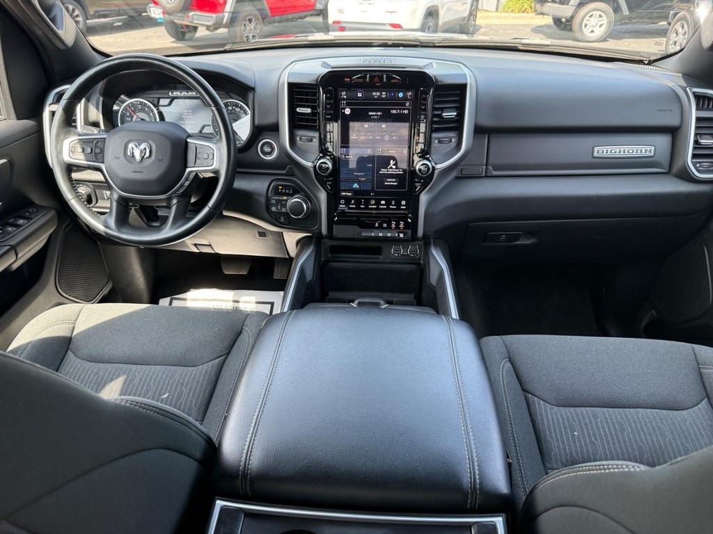 Ram 1500 Vehicle Full-screen Gallery Image 07