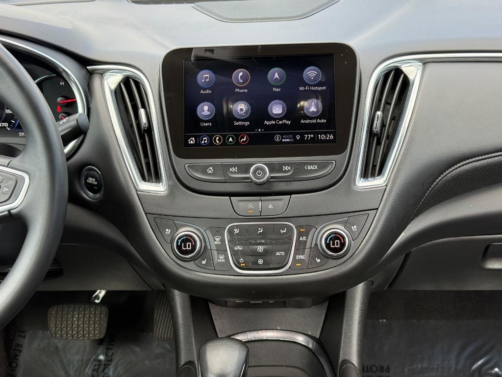 Chevrolet Malibu Vehicle Full-screen Gallery Image 09