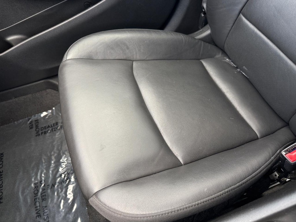 Chevrolet Malibu Vehicle Full-screen Gallery Image 19