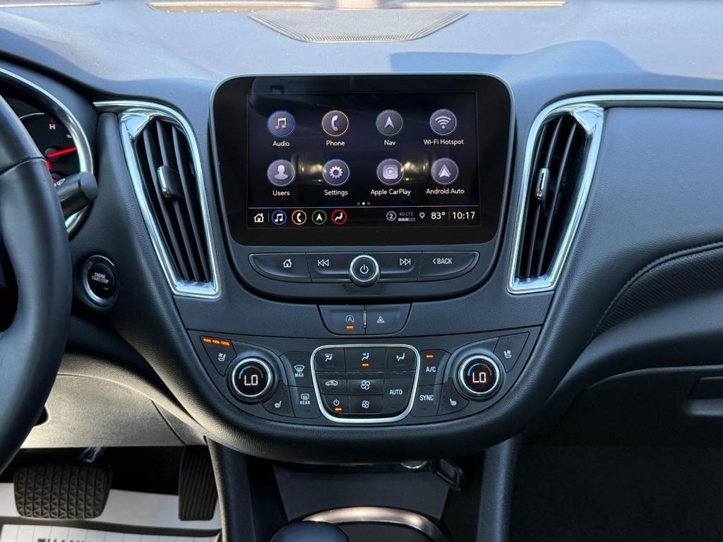 Chevrolet Malibu Vehicle Full-screen Gallery Image 09