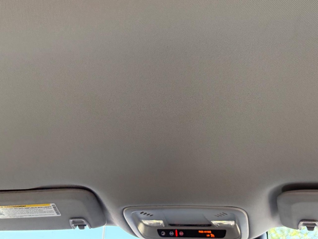 Chevrolet Malibu Vehicle Full-screen Gallery Image 13