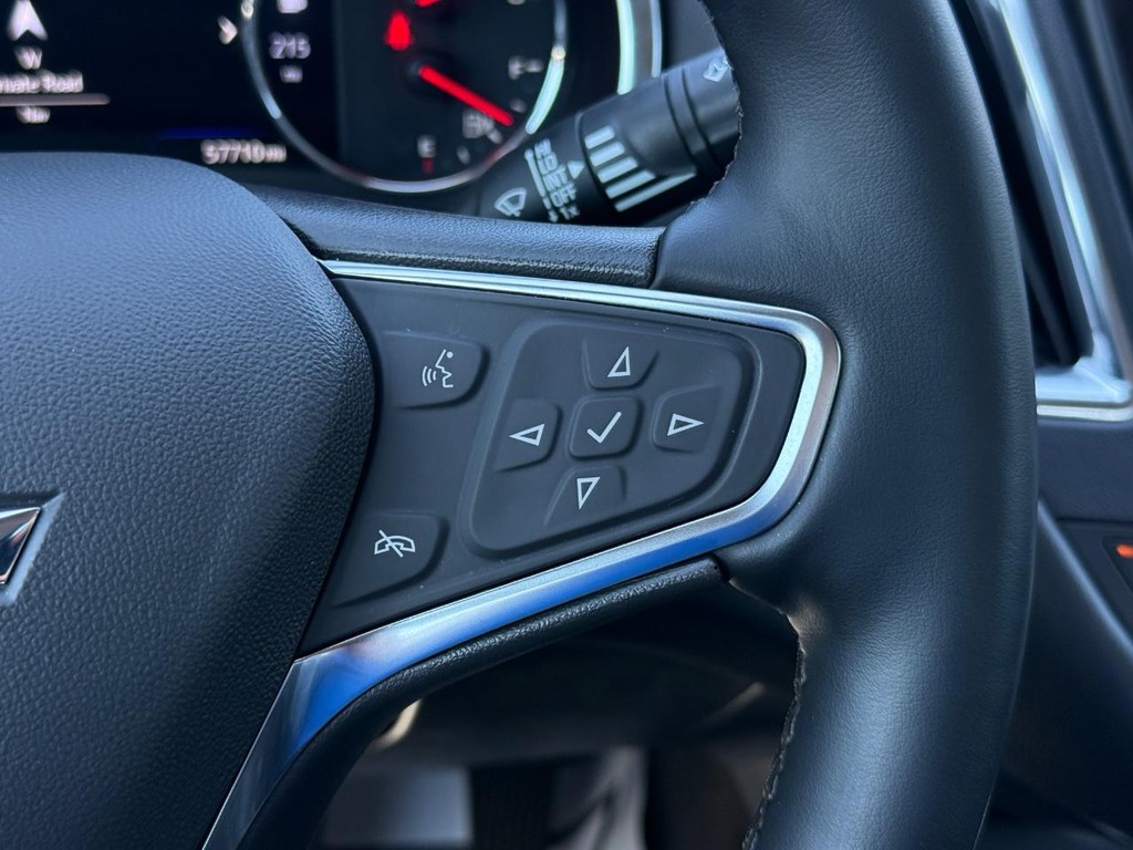 Chevrolet Malibu Vehicle Full-screen Gallery Image 16