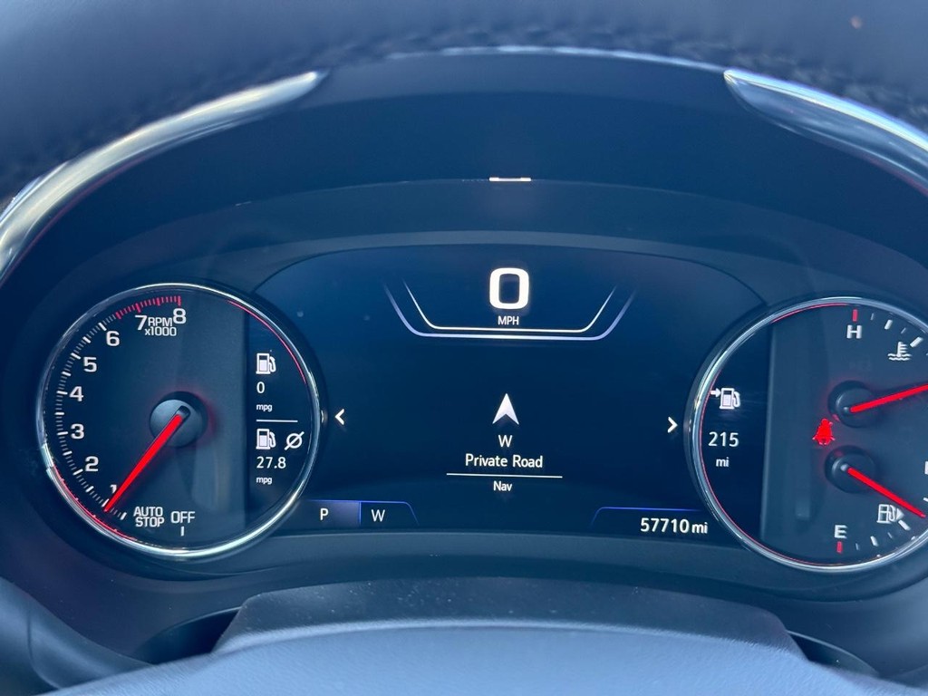 Chevrolet Malibu Vehicle Full-screen Gallery Image 17