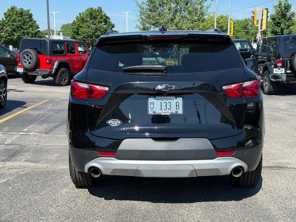 Chevrolet Blazer Vehicle Full-screen Gallery Image 04