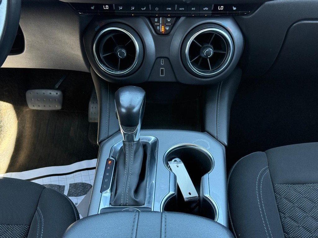 Chevrolet Blazer Vehicle Full-screen Gallery Image 09