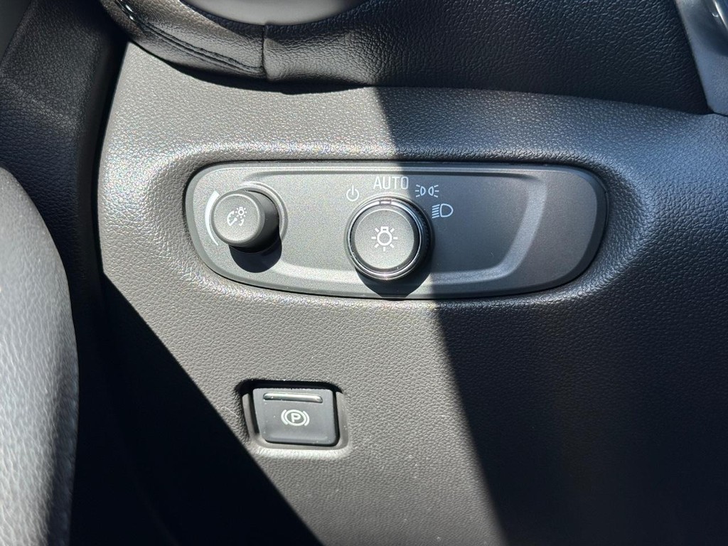 Chevrolet Blazer Vehicle Full-screen Gallery Image 20