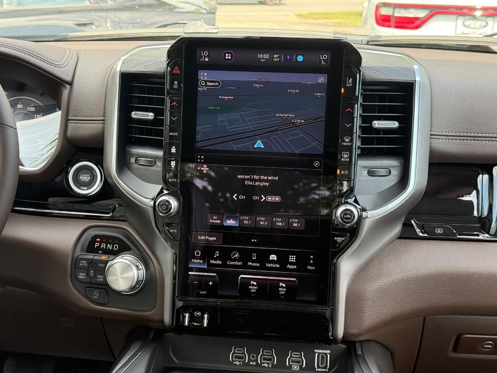 Ram 1500 Vehicle Full-screen Gallery Image 07