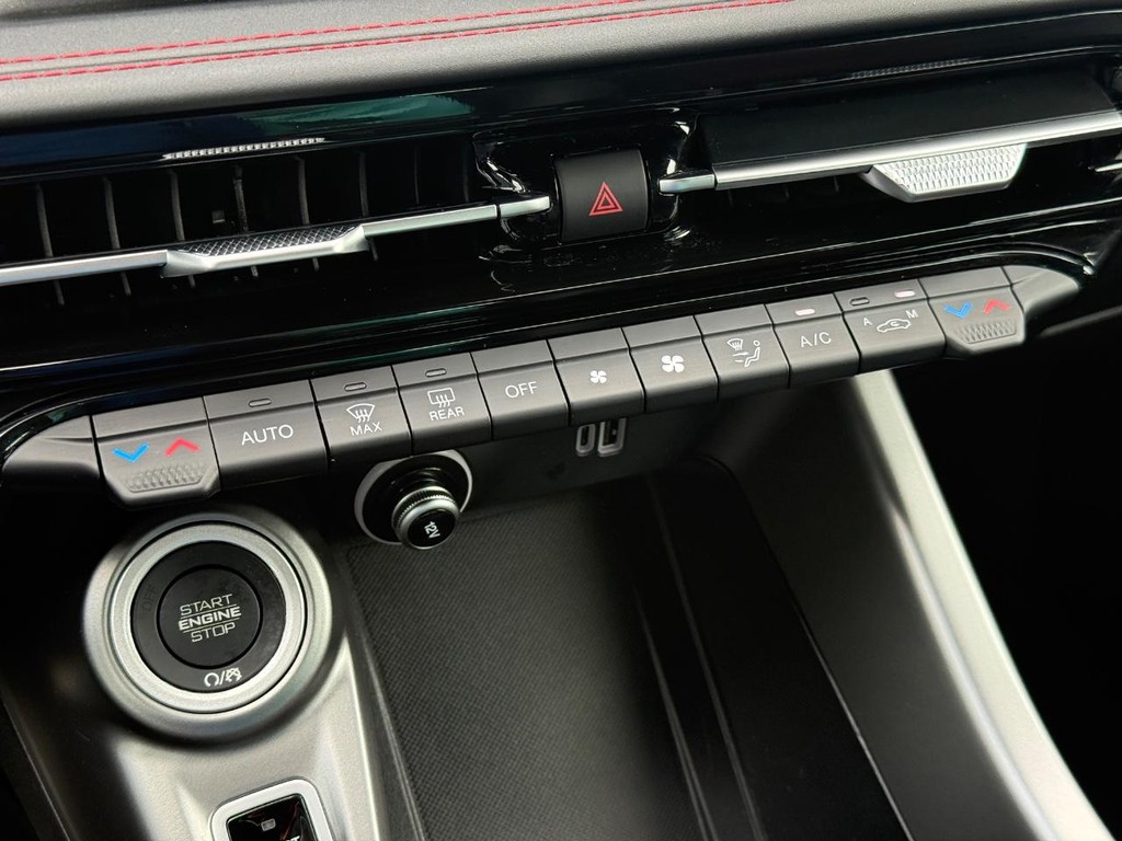 Dodge Hornet Vehicle Full-screen Gallery Image 18