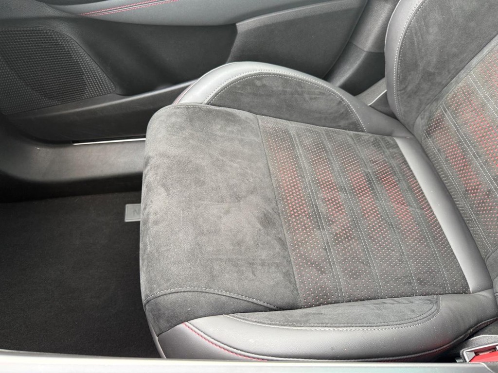 Dodge Hornet Vehicle Full-screen Gallery Image 19