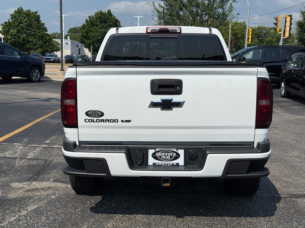 Chevrolet Colorado Vehicle Full-screen Gallery Image 04