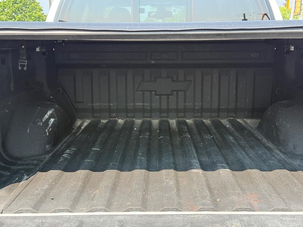 Chevrolet Colorado Vehicle Full-screen Gallery Image 05