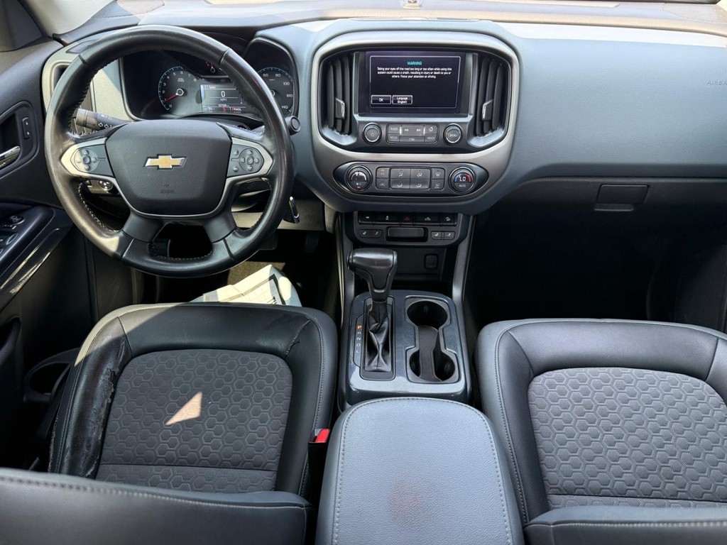 Chevrolet Colorado Vehicle Full-screen Gallery Image 08