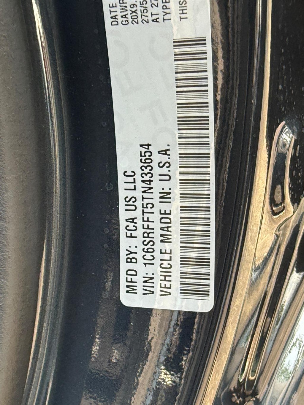 Ram 1500 Vehicle Full-screen Gallery Image 20