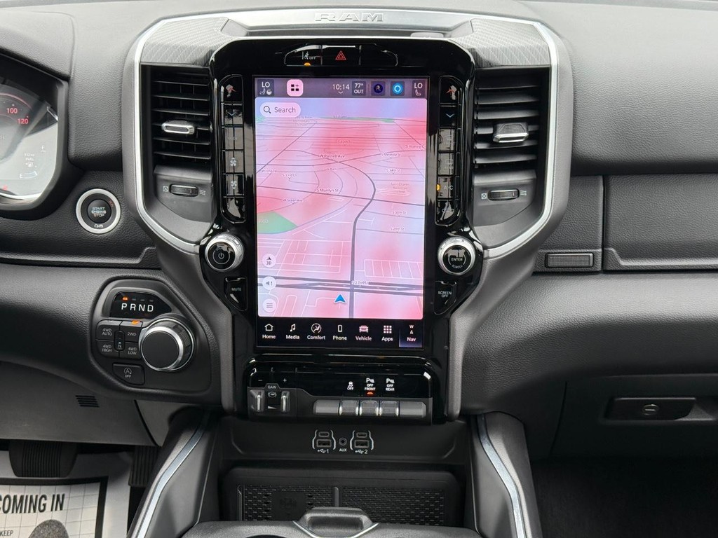 Ram 1500 Vehicle Full-screen Gallery Image 09