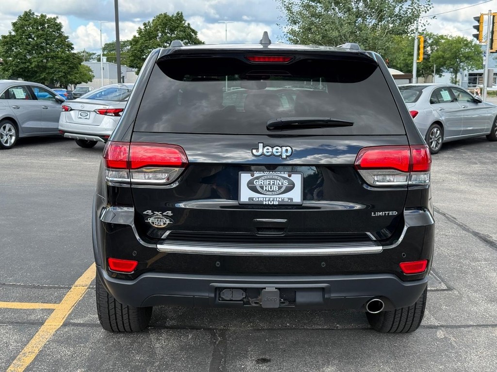 Jeep Grand Cherokee Vehicle Full-screen Gallery Image 04