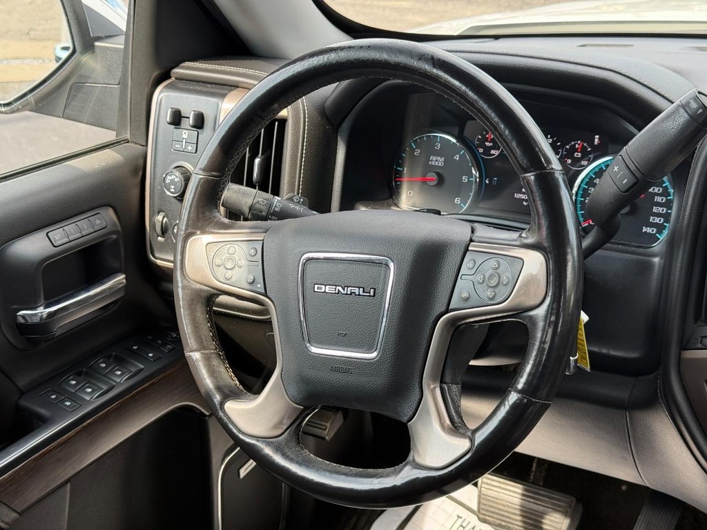 GMC Sierra 1500 Vehicle Full-screen Gallery Image 11