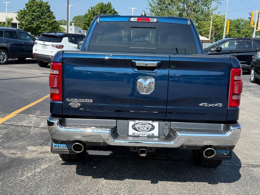 Ram 1500 Vehicle Full-screen Gallery Image 04