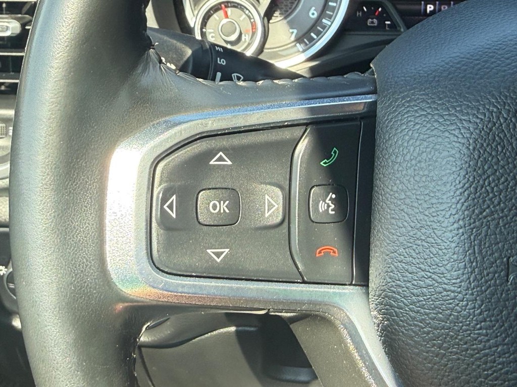 Ram 1500 Vehicle Full-screen Gallery Image 14