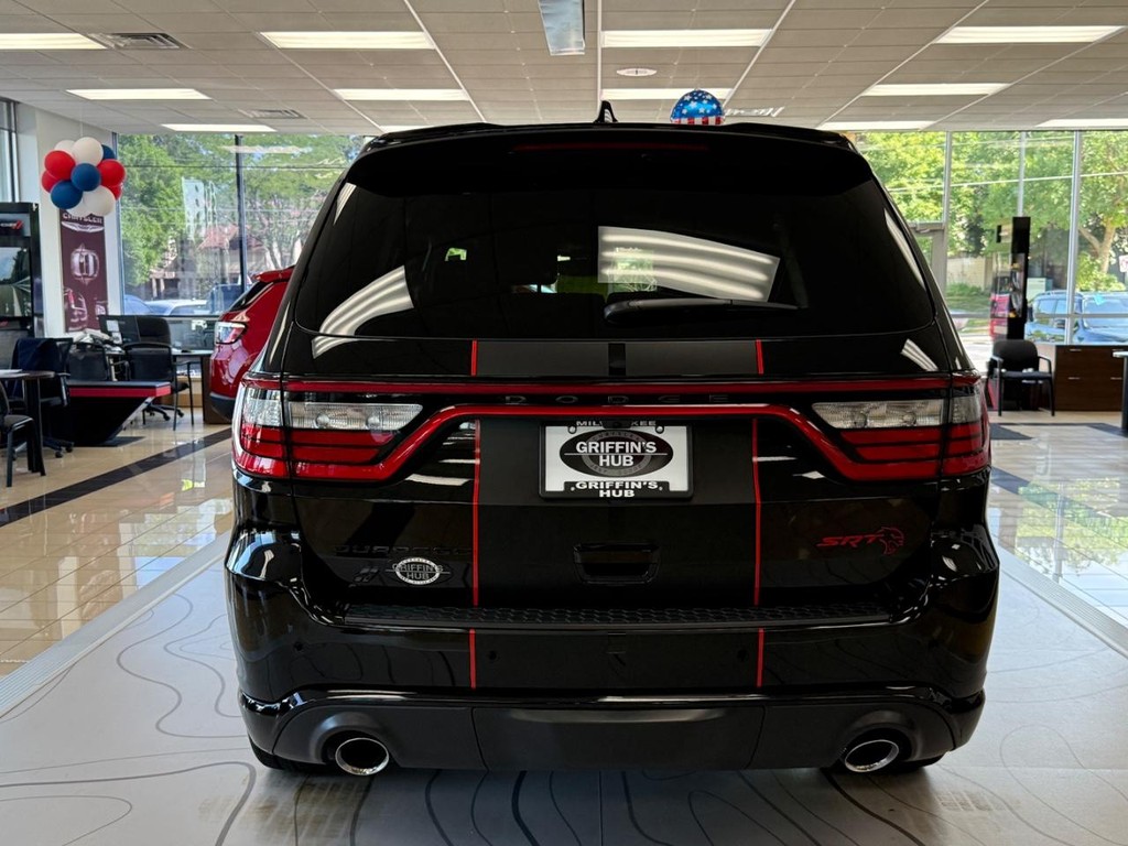 Dodge Durango Vehicle Full-screen Gallery Image 03