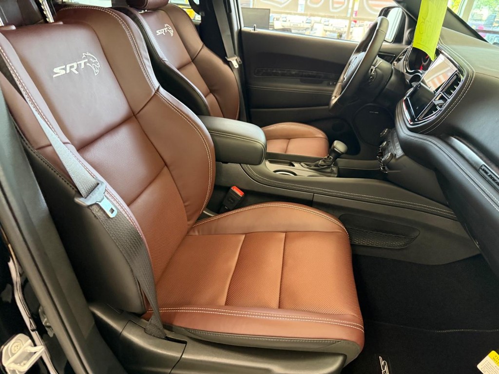 Dodge Durango Vehicle Full-screen Gallery Image 06