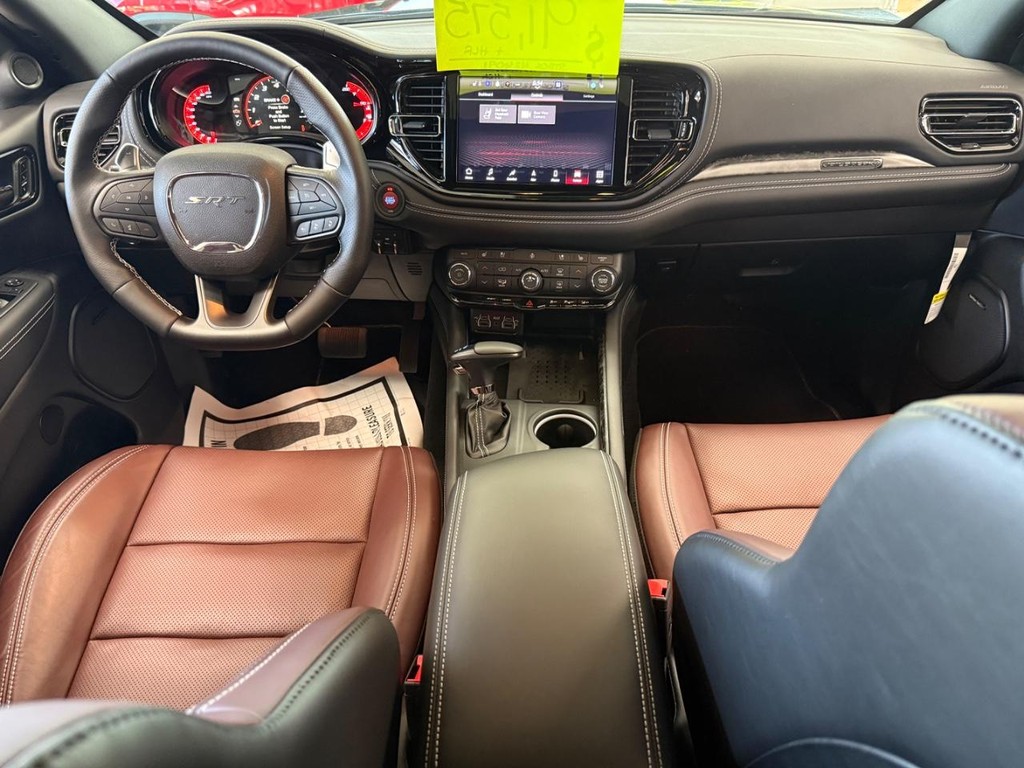 Dodge Durango Vehicle Full-screen Gallery Image 09