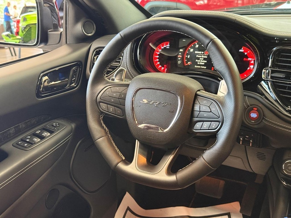 Dodge Durango Vehicle Full-screen Gallery Image 12