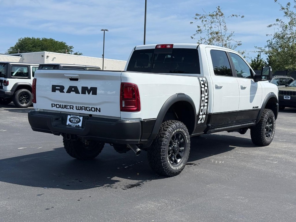 Ram 2500 Vehicle Full-screen Gallery Image 03