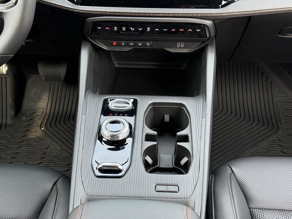 Jeep Cherokee Vehicle Full-screen Gallery Image 09