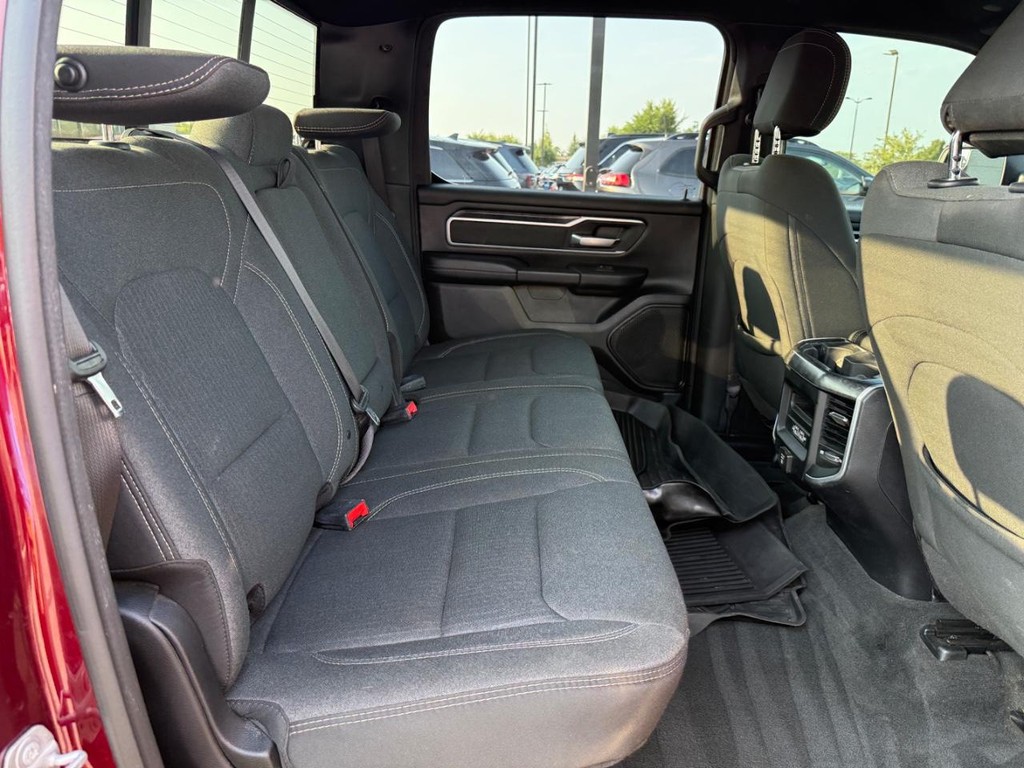Ram 1500 Vehicle Full-screen Gallery Image 07