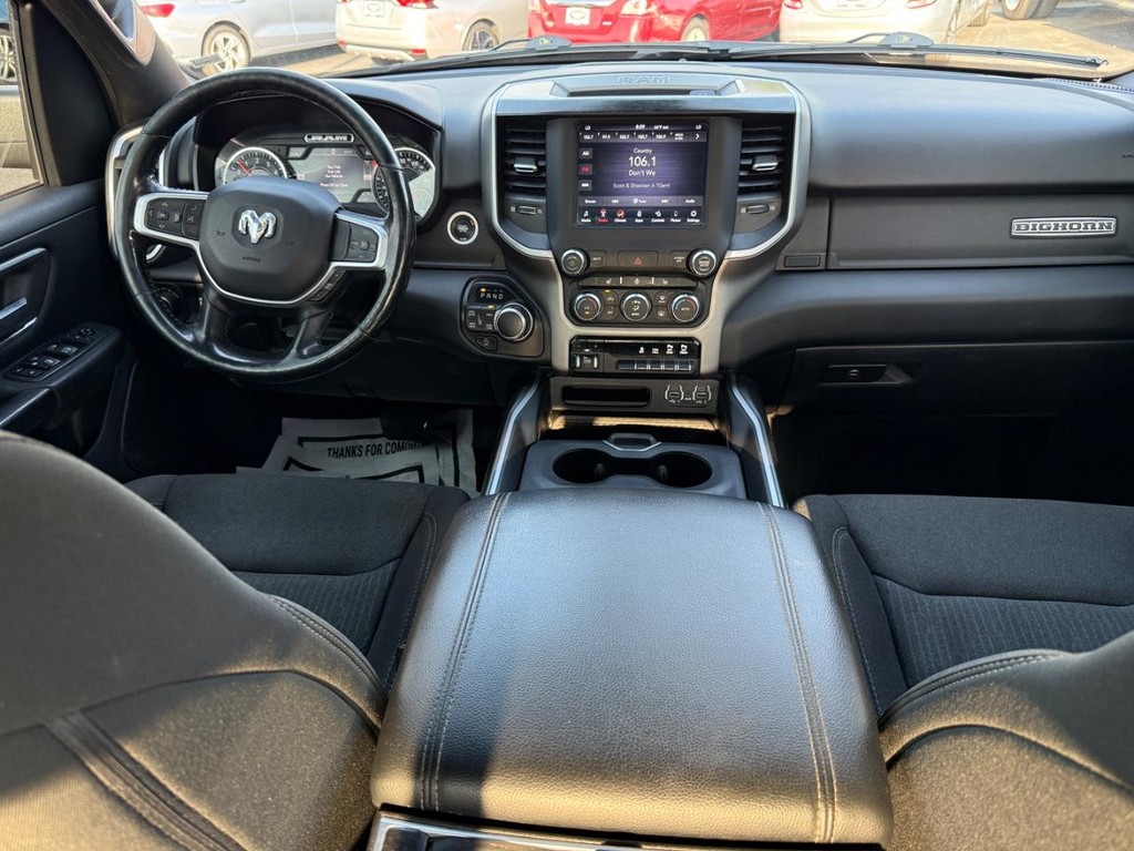 Ram 1500 Vehicle Full-screen Gallery Image 08