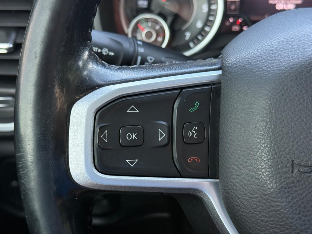 Ram 1500 Vehicle Full-screen Gallery Image 14