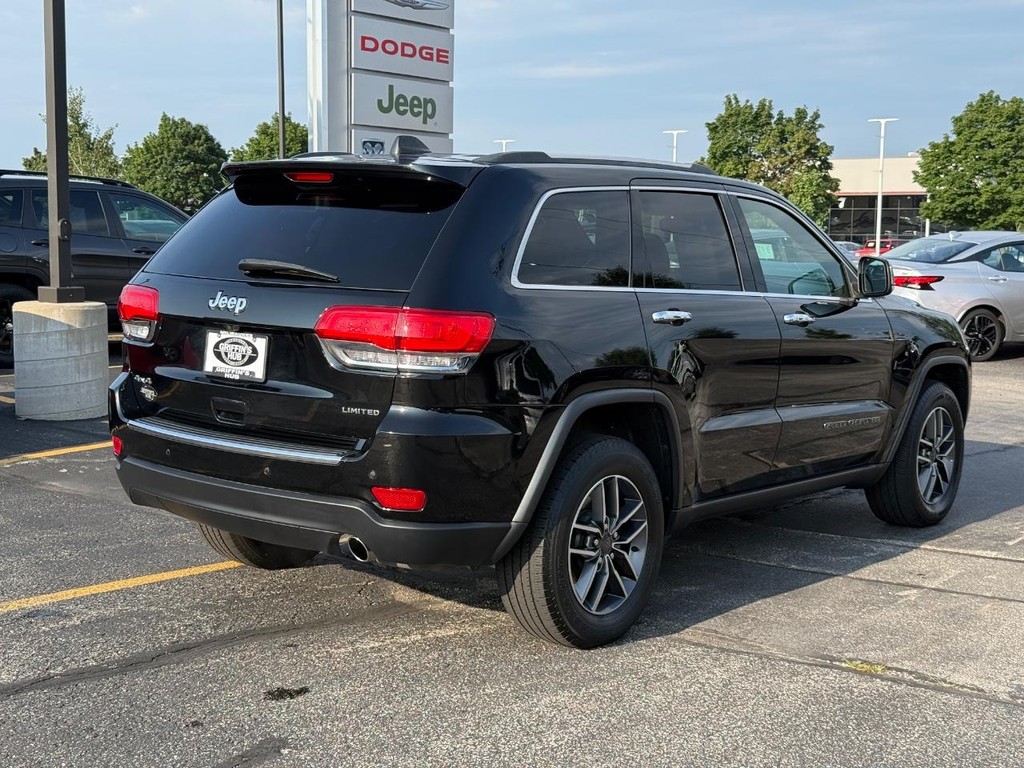 Jeep Grand Cherokee Vehicle Full-screen Gallery Image 03