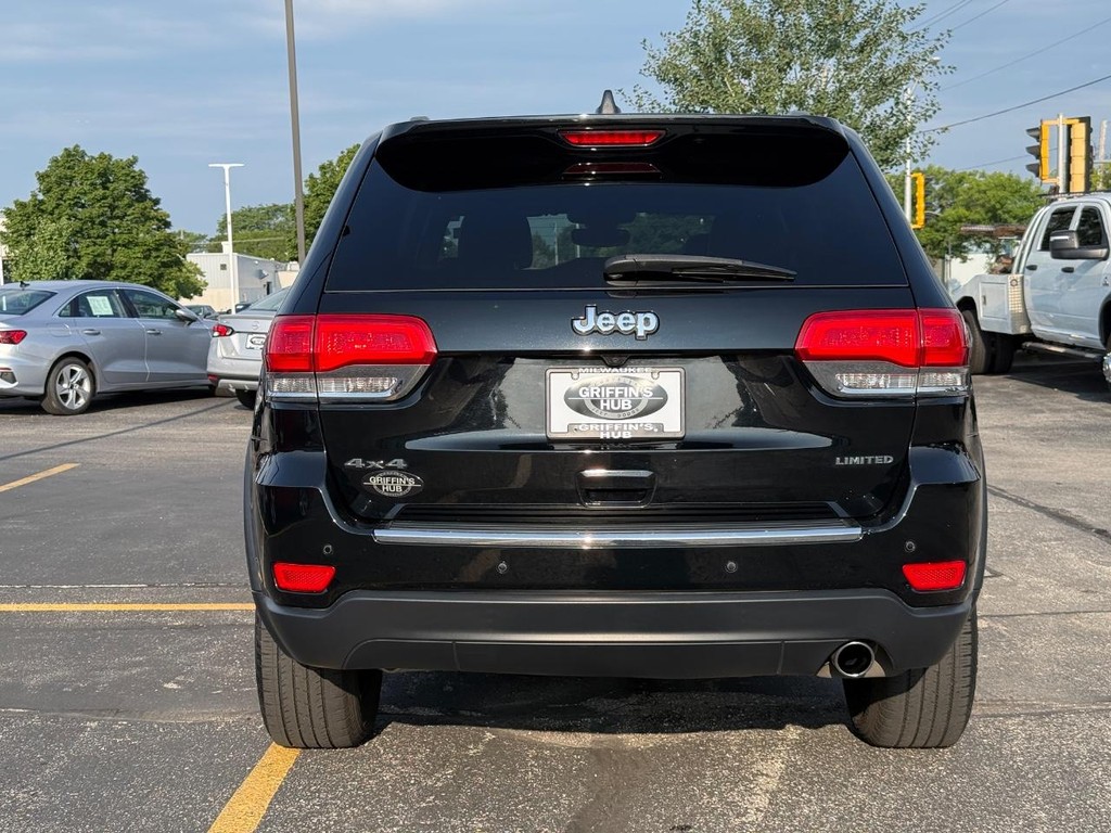 Jeep Grand Cherokee Vehicle Full-screen Gallery Image 04