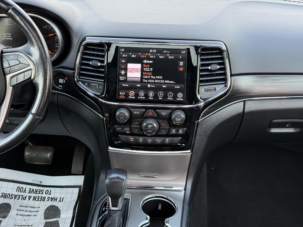 Jeep Grand Cherokee Vehicle Full-screen Gallery Image 09